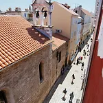 Peninsula Luxury Πανσιόν 4*