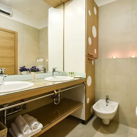 Pensionat Peninsula Luxury 4*