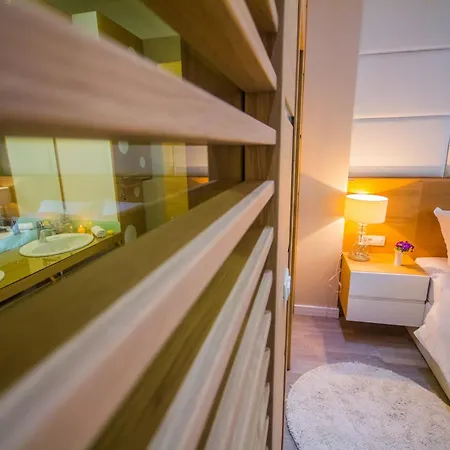 Peninsula Luxury Ζαντάρ