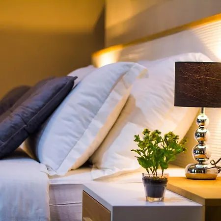 Peninsula Luxury 4*