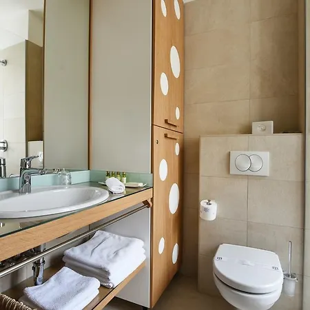 Peninsula Luxury Πανσιόν Ζαντάρ