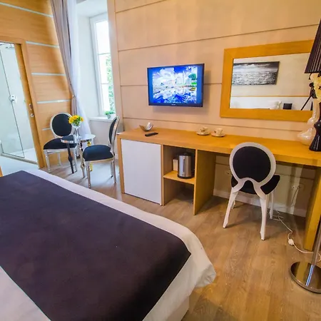 Peninsula Luxury Πανσιόν Ζαντάρ