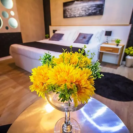 Penzion Peninsula Luxury 4*