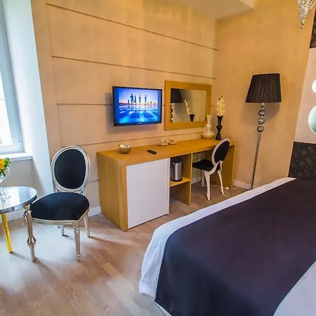 Penzion Peninsula Luxury 4*