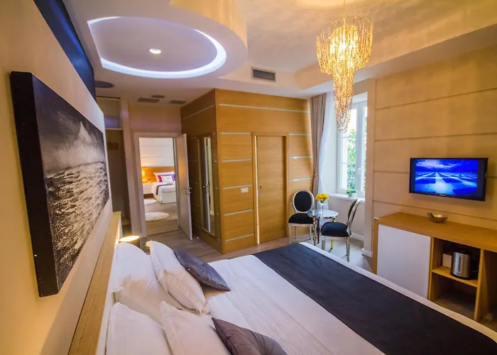 Pensión Peninsula Luxury